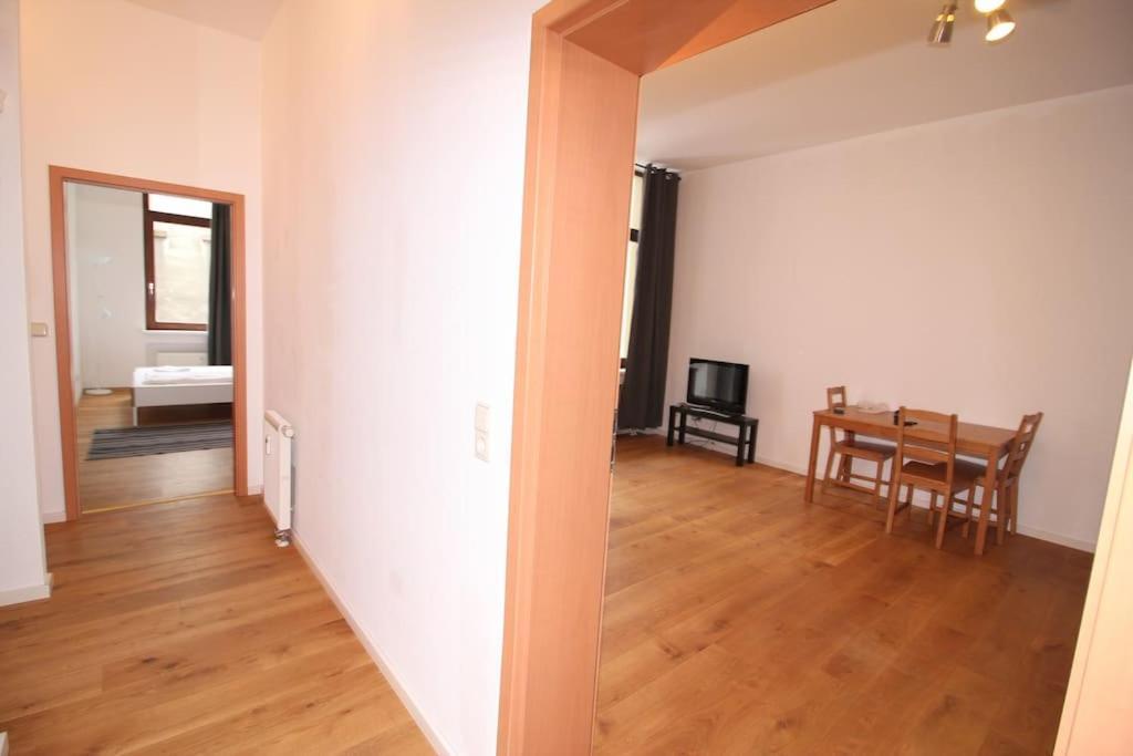 Mainhatten Apartment Франкфурт на Майн Стая снимка