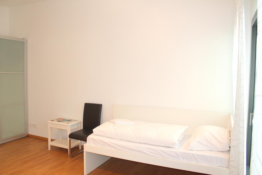 Mainhatten Apartment Франкфурт на Майн Екстериор снимка